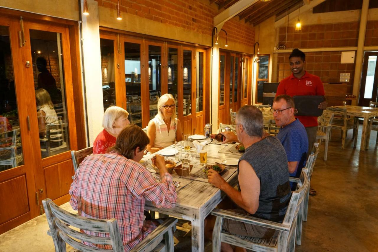 Olinia Airport Hotel Katunayaka Εξωτερικό φωτογραφία