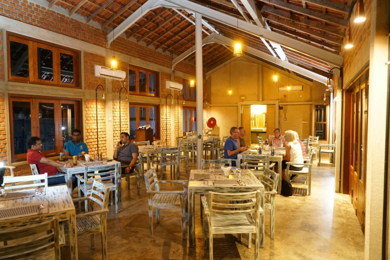 Olinia Airport Hotel Katunayaka Εξωτερικό φωτογραφία